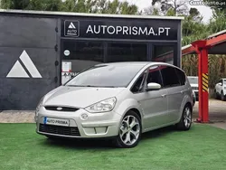 Cinza Usado 2009 Ford S-MAX Trend Monovolume | € 10.990