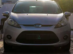 Usado 2010 Ford Fiesta Citadino | € 4.750 (Bom preço)