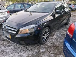 Preto Usado 2015 Mercedes A160 Style | € 12.990 (Super Preço)