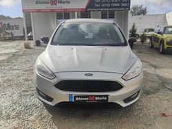 Cinza Usado 2017 Ford Focus Active Sedan | € 12.650 (Preço elevado)