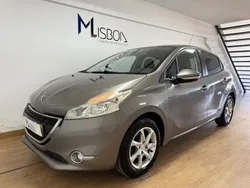 Cinza Usado 2012 Peugeot 208 Allure Citadino | € 6.950 (Super Preço)