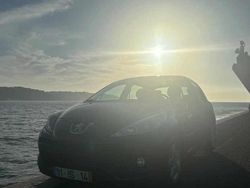 Preto Usado 2010 Peugeot 207 Citadino | € 6.900 (Bom preço)