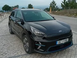 Usado 2022 Kia e-Niro 2 SUV | € 23.900 (Bom preço)