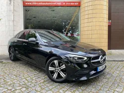 Preto Usado 2021 Mercedes C220 Avantgarde Sedan | € 38.900 (Preço justo)
