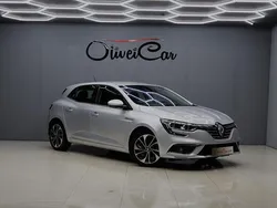 Cinzento Usado 2016 Renault Mégane III | € 16.250 (Caro)