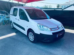 Branco Usado 2010 Citroën Berlingo Monovolume | € 9.000 (Preço elevado)