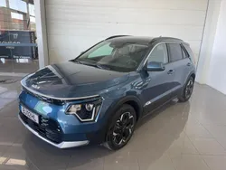 Azul Usado 2024 Kia e-Niro SUV | € 36.750 (Preço justo)