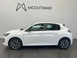 Branco Novo 2025 Peugeot e-208 Style Citadino | € 27.990