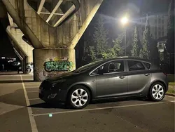 Cinzento Usado 2012 Opel Astra Citadino | € 8.000 (Preço justo)