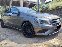 Castanho Usado 2012 Mercedes A200 Urban Citadino | € 14.750 (Preço justo)