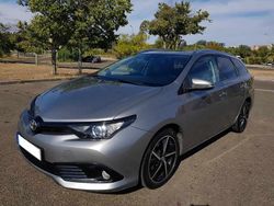 Cinzento Usado 2018 Toyota Auris Touring Sports Carrinha | € 12.650 (Preço justo)