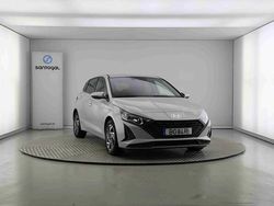 Cinzento Usado 2024 Hyundai i20 Comfort Citadino | € 16.990 (Preço justo)