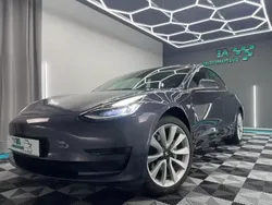 Cinza escuro Usado 2019 Tesla Model 3 Standard Range Sedan | € 21.999 (Bom preço)