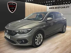 Cinzento Usado 2019 Fiat Tipo Citadino | € 9.950 (Preço justo)