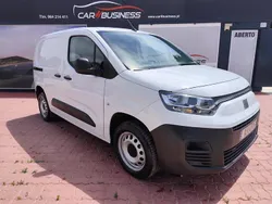 Branco Usado 2023 Fiat Doblò Monovolume | € 17.990 (Preço justo)