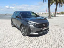 Cinzento Usado 2023 Peugeot 3008 | € 29.900 (Preço justo)