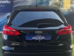 Preto Usado 2017 Ford Focus Titanium Sedan | € 13.450 (Caro)