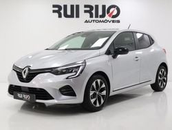 Cinza Usado 2021 Renault Clio V LIMITED | € 15.990 (Preço justo)