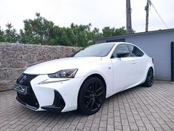 Branco Usado 2017 Lexus IS300h Sport Line Sedan | € 28.000