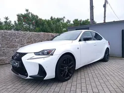 Branco Usado 2017 Lexus IS300h Sport Line Sedan | € 28.000