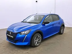 Azul Usado 2023 Peugeot e-208 Style Citadino | € 21.500 (Bom preço)