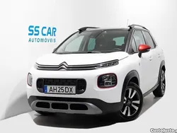 Branco Usado 2021 Citroën C3 PureTech Citadino | € 11.600 (Bom preço)