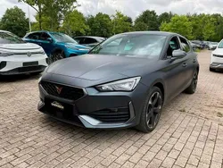 Cinzento Usado 2022 Cupra Leon Citadino | € 23.990
