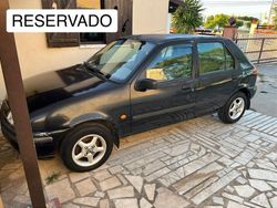 Usado 1997 Mazda 121 Sedan | € 1.000