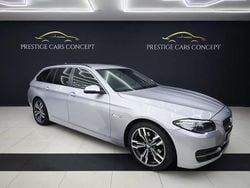 Cinzento prata metalizado Usado 2015 BMW 520 Carrinha | € 19.950 (Preço elevado)