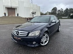 Azul Usado 2007 Mercedes C320 Avantgarde Sedan | € 13.990