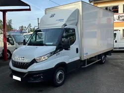 Branco Usado 2021 Iveco Daily Sedan | € 31.000