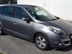 Usado 2011 Renault Scénic III Monovolume | € 6.900