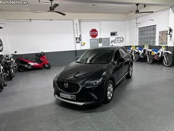 Preto Usado 2015 Mazda CX-3 Evolve SUV | € 13.750 (Preço justo)