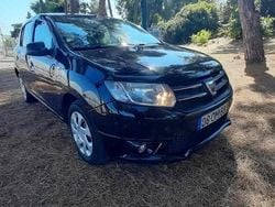 Preto Usado 2014 Dacia Sandero Citadino | € 4.921 (Super Preço)