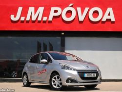 Cinza Usado 2016 Peugeot 208 Active Citadino | € 9.490 (Preço justo)