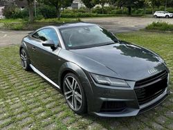 Cinza Usado 2015 Audi TT S-Line Coupé | € 29.990 (Preço elevado)