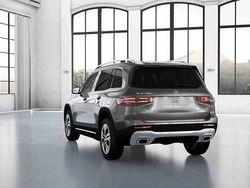 Cinzento Novo 2025 Mercedes GLB180 SUV | € 62.438