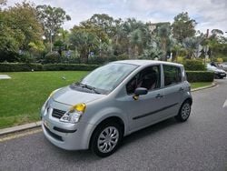 Usado 2005 Renault Modus Monovolume | € 1.850 (Bom preço)