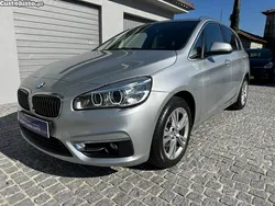 Cinza Usado 2015 BMW 218 Active Tourer Luxury Line Monovolume | € 17.500