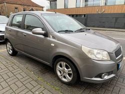 Cinza Usado 2009 Chevrolet Aveo LS Sedan | € 3.200 (Super Preço)