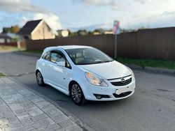 Usado 2008 Opel Corsa Sedan | € 4.000 (Caro)