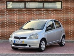 Usado 2000 Toyota Yaris Sedan | € 2.490 (Preço justo)