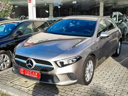 Cinza Usado 2020 Mercedes A250 Progressive | € 26.900 (Preço justo)