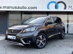 Cinzento Usado 2019 Peugeot 5008 Allure Monovolume | € 23.750 (Preço justo)