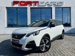 Branco Usado 2019 Peugeot 5008 Allure Monovolume | € 21.990 (Preço justo)