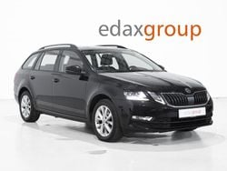 Preto Usado 2019 Skoda Octavia Ambition Carrinha | € 13.990 (Preço elevado)