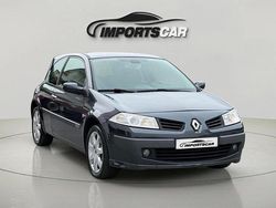 Cinzento Usado 2006 Renault Mégane II Coupé | € 3.999 (Preço justo)