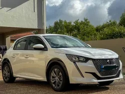 Usado 2021 Peugeot e-208 Citadino | € 19.400 (Preço justo)