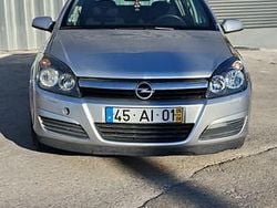 Usado 2005 Opel Astra Sedan | € 2.300 (Bom preço)