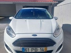 Usado 2014 Ford Fiesta Sedan | € 6.500